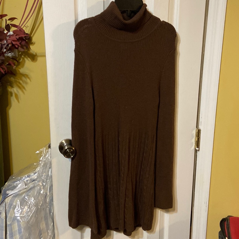Women’s dress